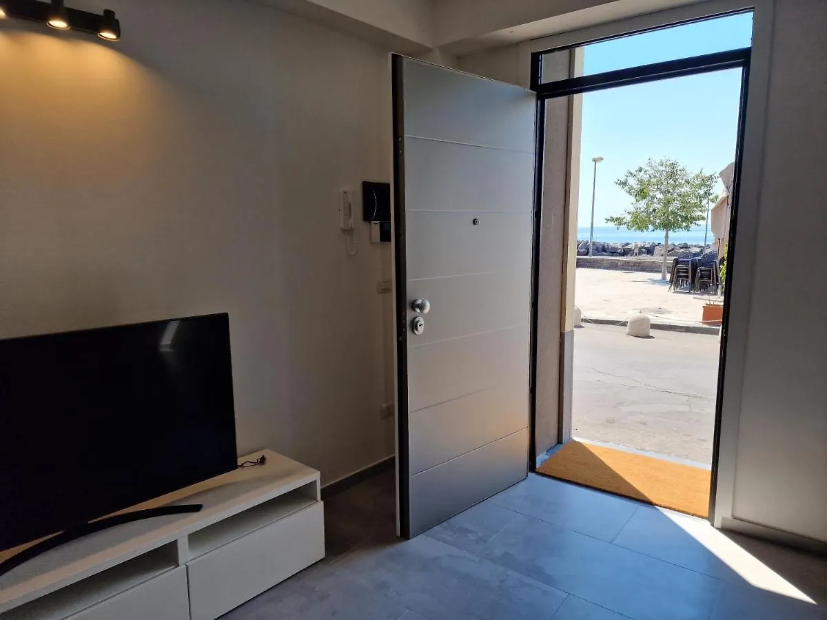 Apartment A Casa Di Diego - Moderno Appartamento Fronte Mare Vicinissimo Al Centro Storico Di Catania